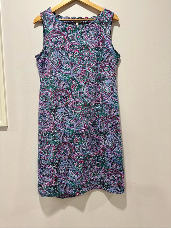 Talbots Dresses & Skirts - Talbots Floral Paisley Shift Dress Sleeveless Scalloped Collar Sheath Size M
